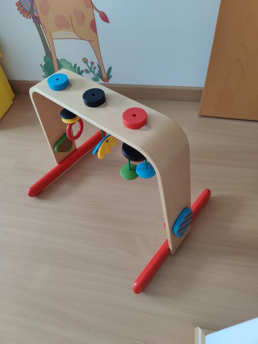 Ginásio para bebés IKEA