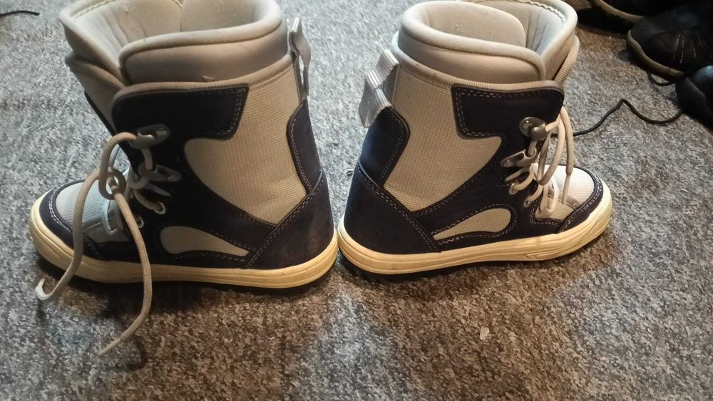 Buty snowboardowe Flex.R 35-36 (23.5 cm)- 69 zł/ Sklep-Serwis