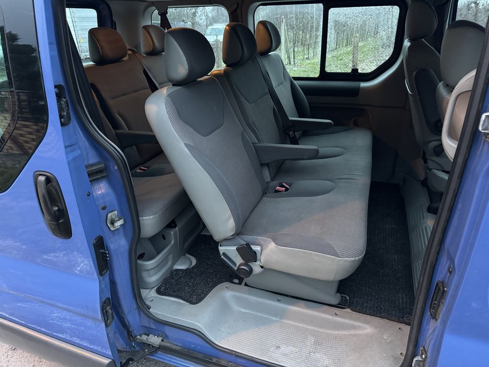 Opel Vivaro 1.9 CDTI 101KM TOUR 8 osobowy Trafic Alufelga Klima