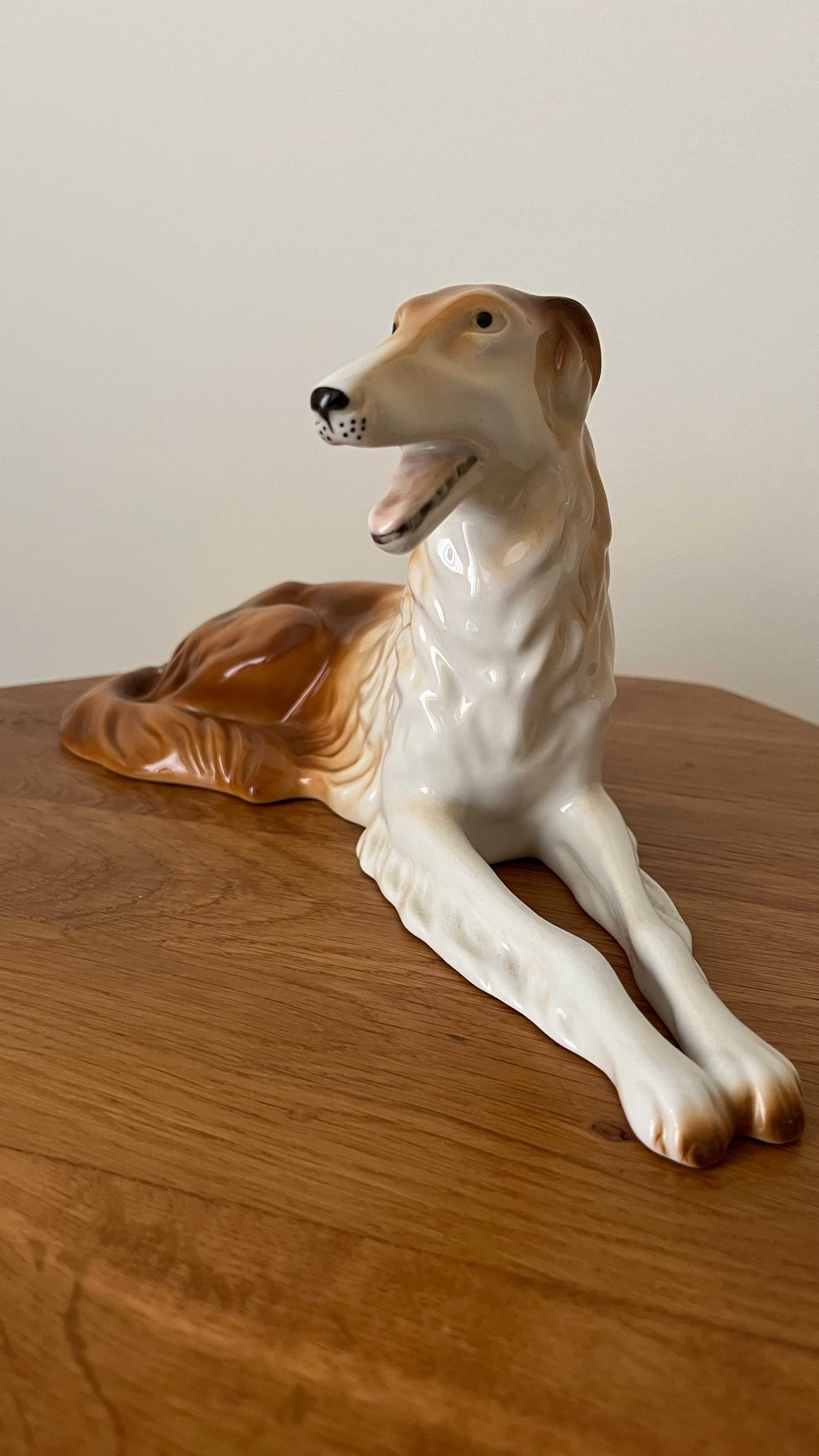 Figurka porcelanowa - Pies - Bohemia