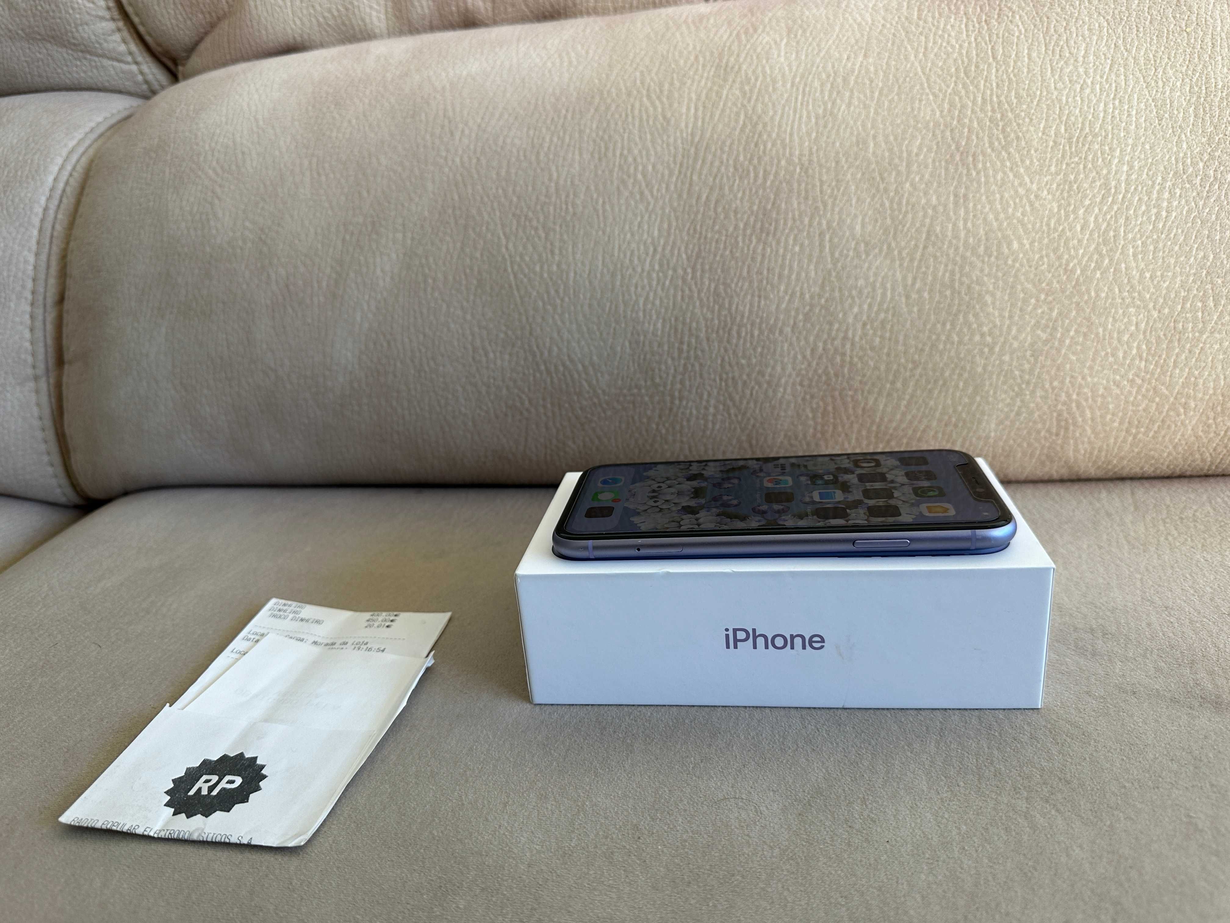 Vendo iPhone 11 64Gb Lilás C/Fatura Nacional - Bateria NOVA