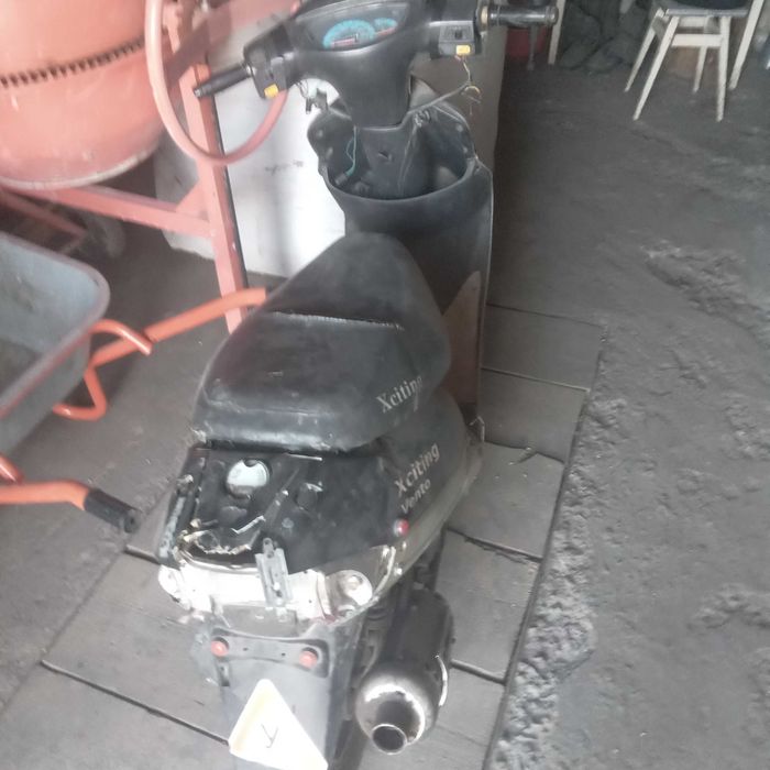 Скутер 80  кубов