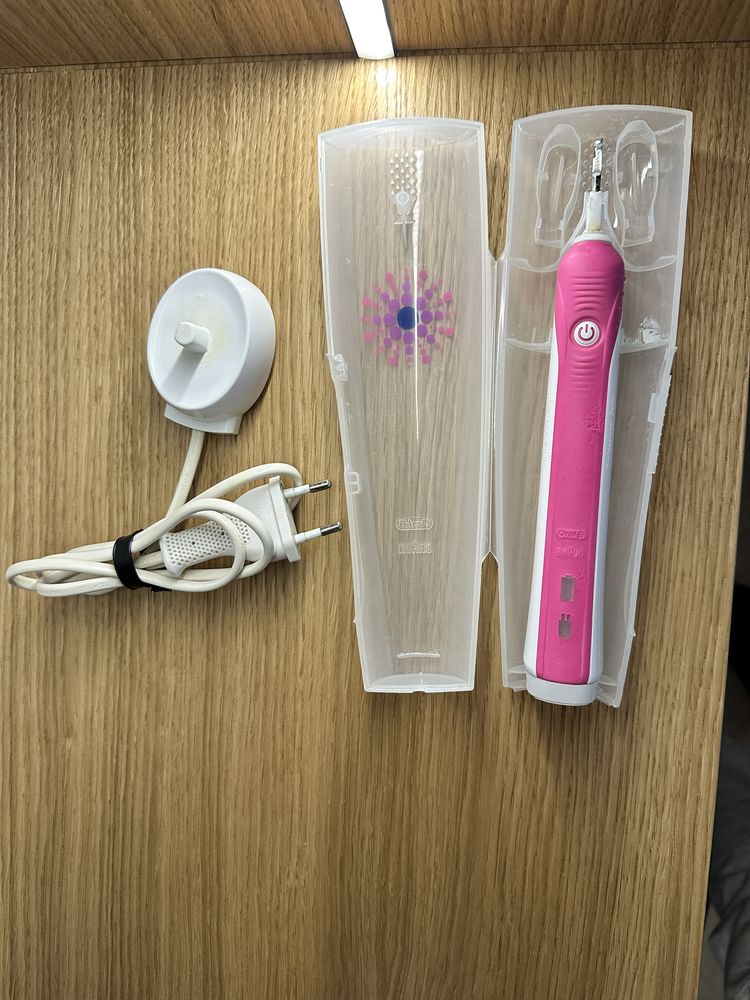szczoteczka elektryczna Oral-B Braun 3756 oryginalna różowa