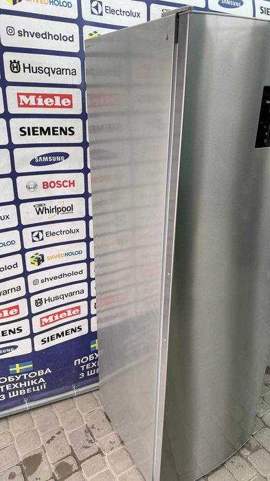 Морозильна камера б/в ELECTROLUX 185 Металік No Frost #07492