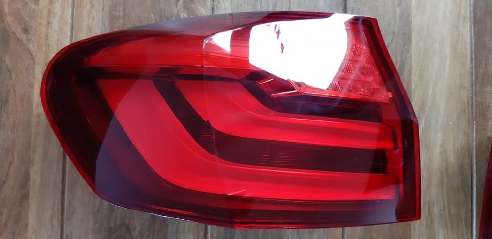 BMW F11 lampa tylna tył lewa led