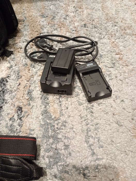 Pentax K50 + obiektywy 18-55mm, 50-200mm