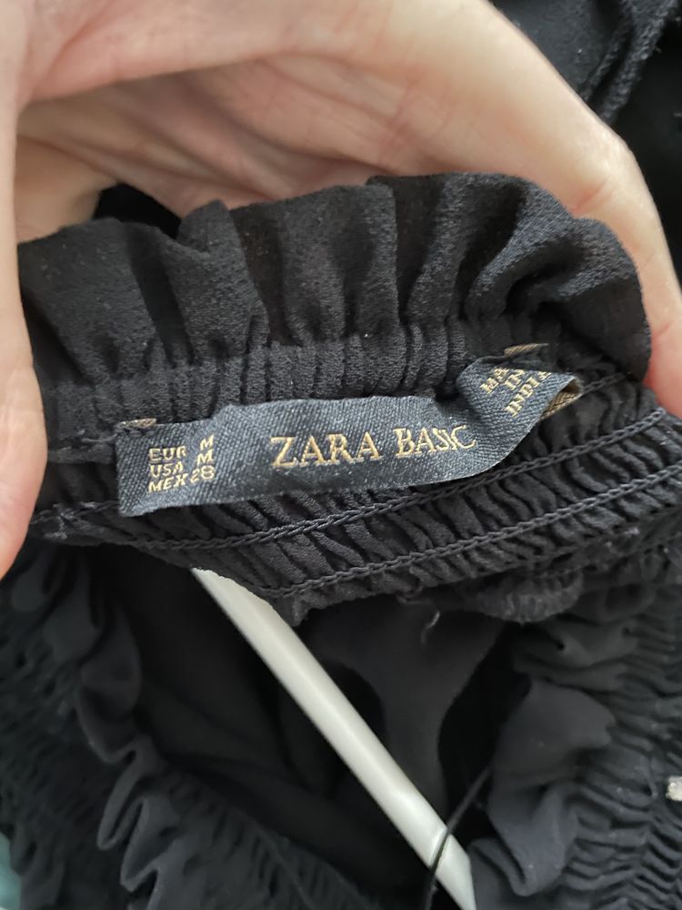 Bluzka hiszpanka czarna z koralikami Zara M