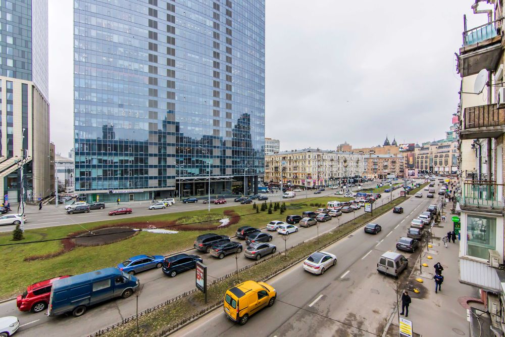2к в центрі на Бессарабці, вул. Басейна 23, 3 пов. Знижка на сьогодні