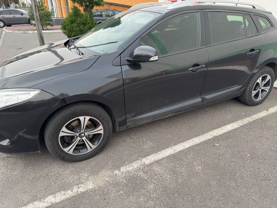 Автомобіль Рено Меган 3покоління.