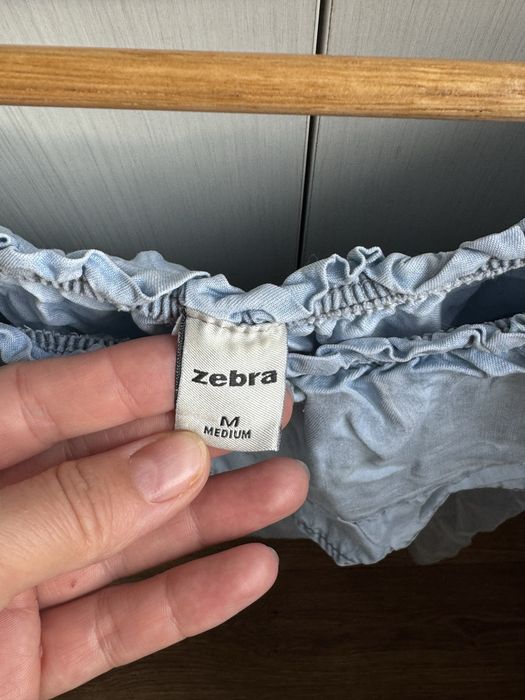 Безкоштовно бавовняні дві сукні і штани розміру С