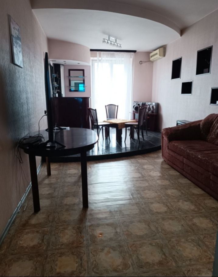 Квартира в ценрті 78.70 кв.м2