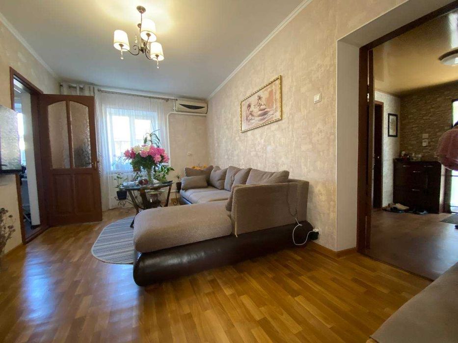 2 Дома+гараж на 2 машины Зеленый двор