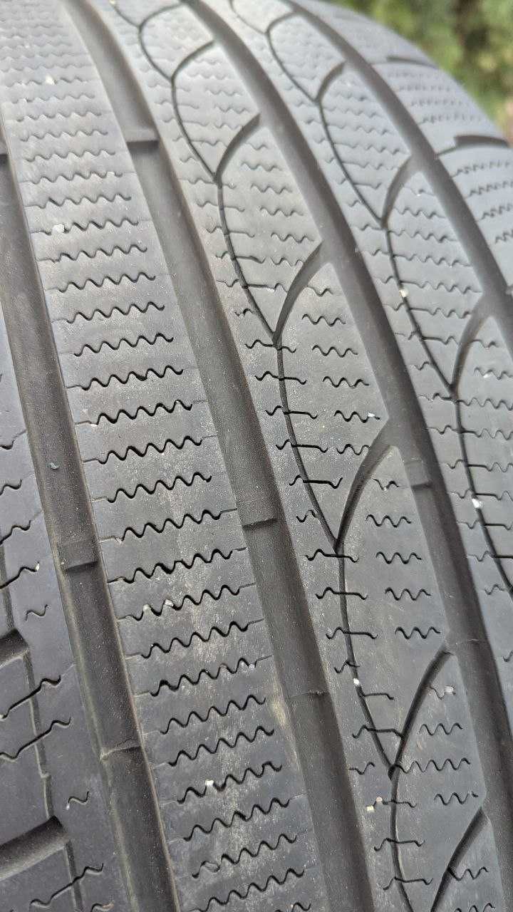 Шина 245/45 R19 102V Minerva Ice-Plus S210