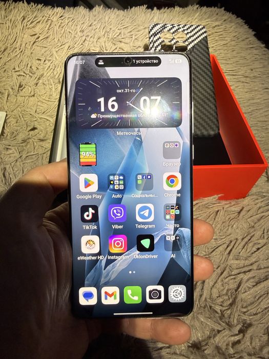 Продам Oneplus 13 cn 12/256Gb