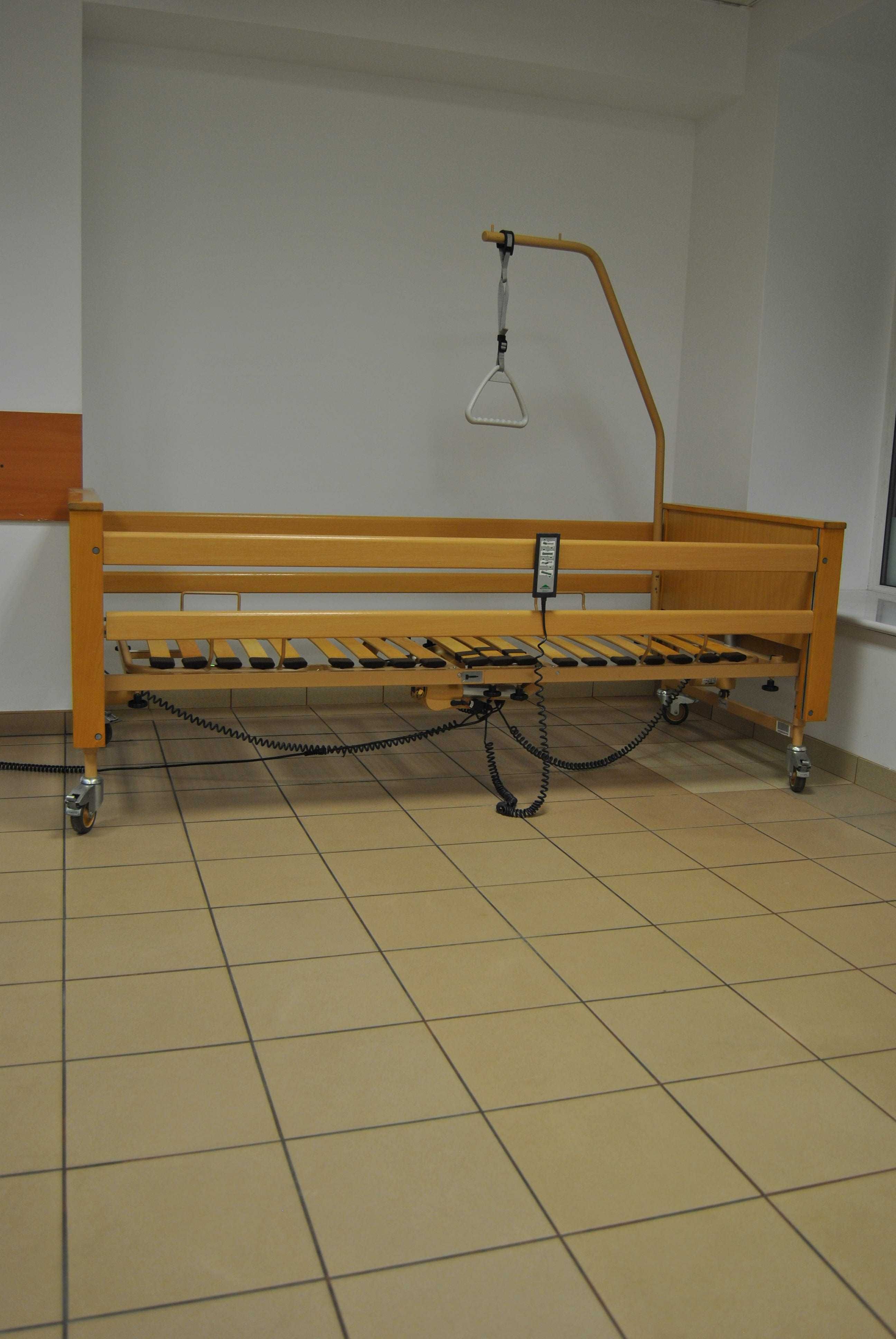 Łóżko rehabilitacyjne WYPOŻYCZALNIA WYNAJEM Środa Wlkp. - 110zł/mc
