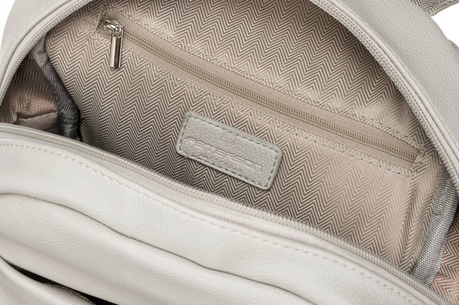 klasyczny plecak damski ze skóry ekologicznej z klapką - peterson