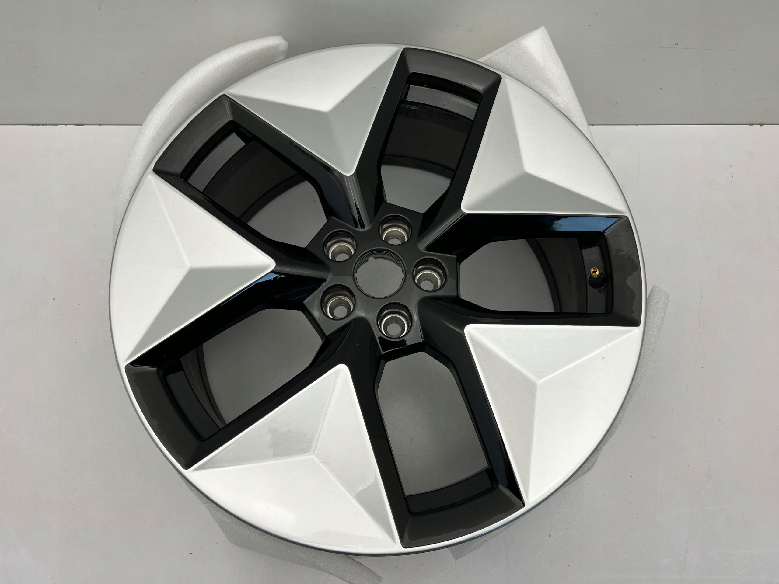 Polestar Felga koło 9Jx20 ET53 5x108 oryginał Nowa