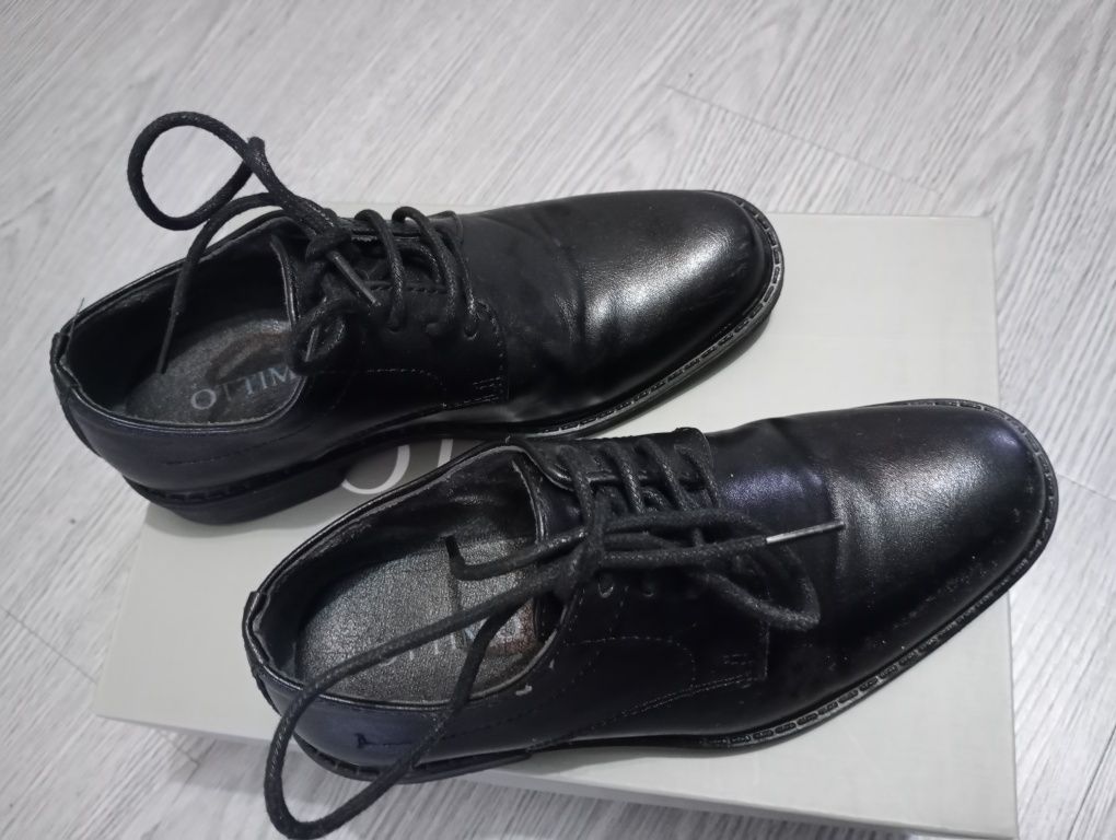 Buty komunijne, eleganckie OPPTIMO