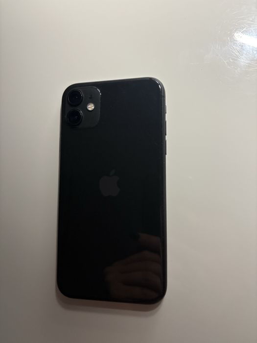iPhone 11.