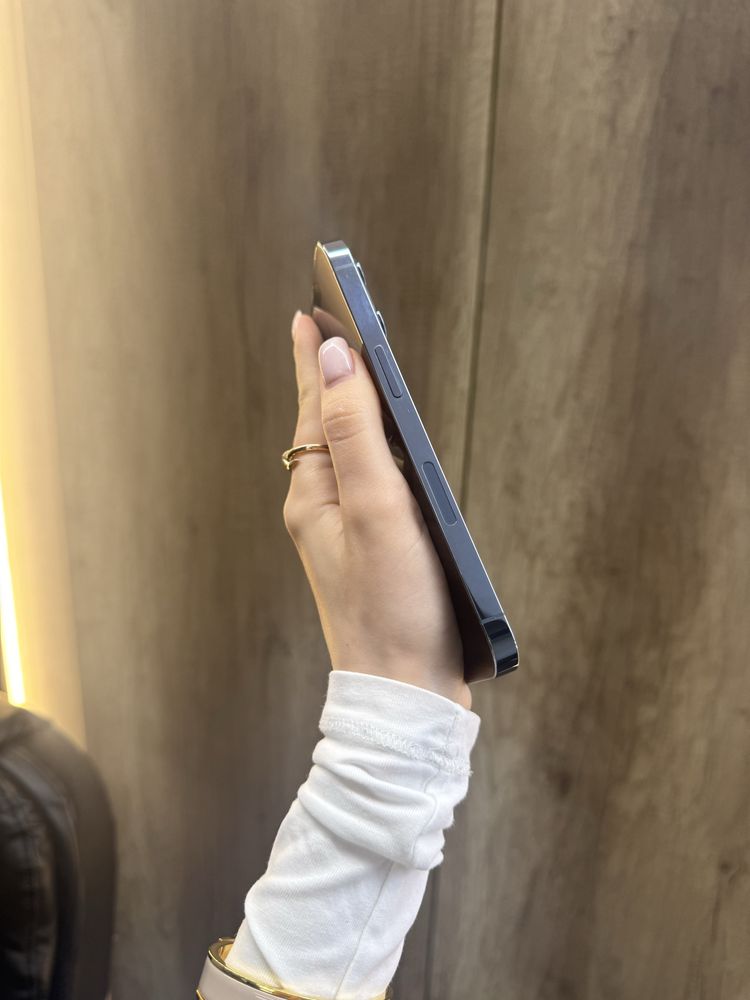 IPHONE 13Pro 256 Sierra Blue Neverlock Костюшка,5 IGRAND