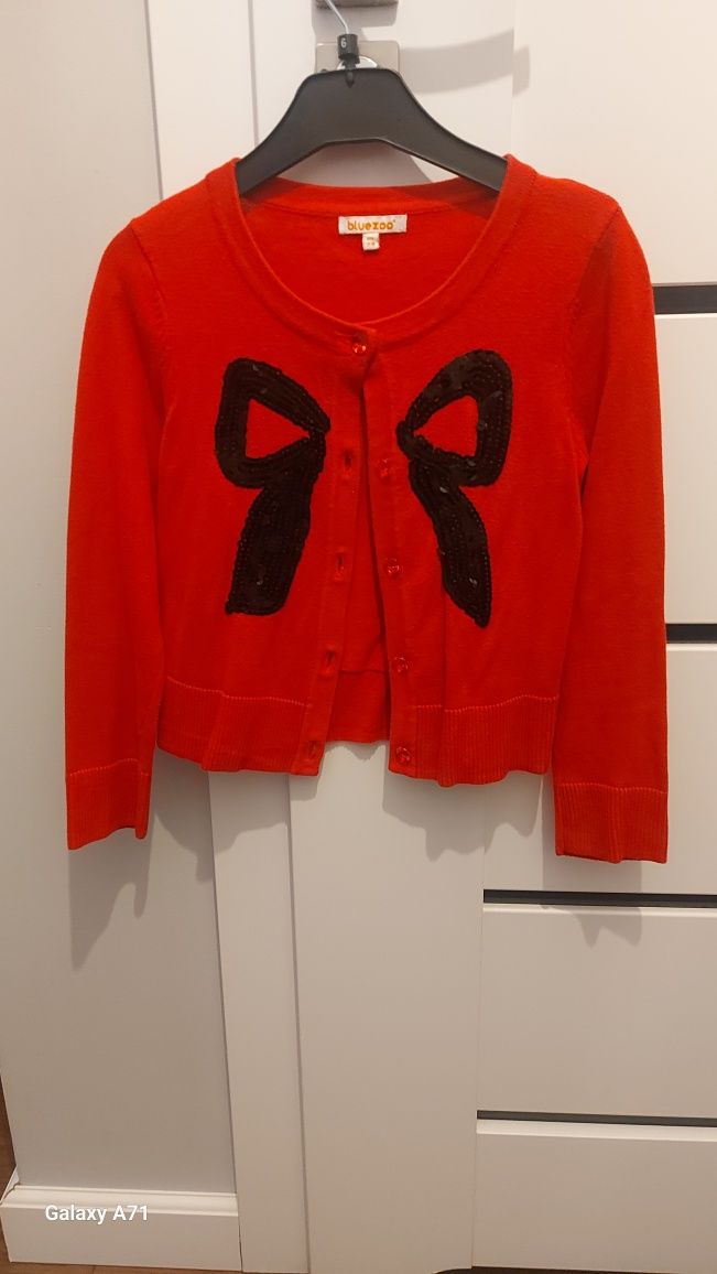 Sweterek elegancki czerwony 128