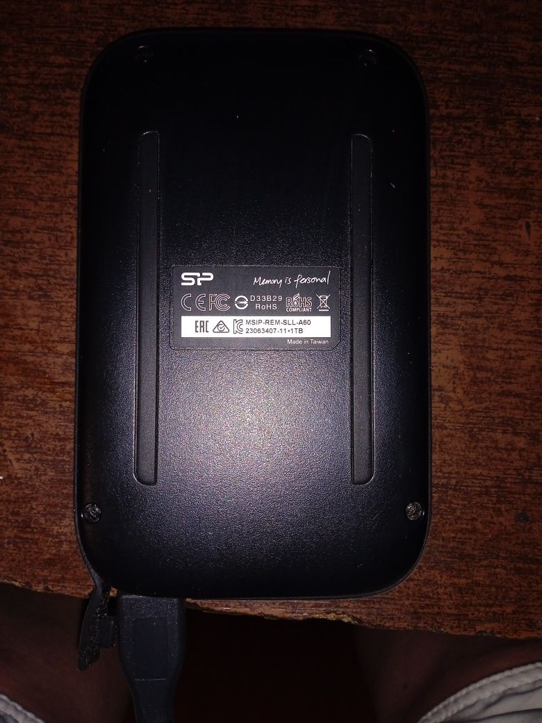 Зовнішній диск SP Armor 60 Black 1Tb usb 3.0