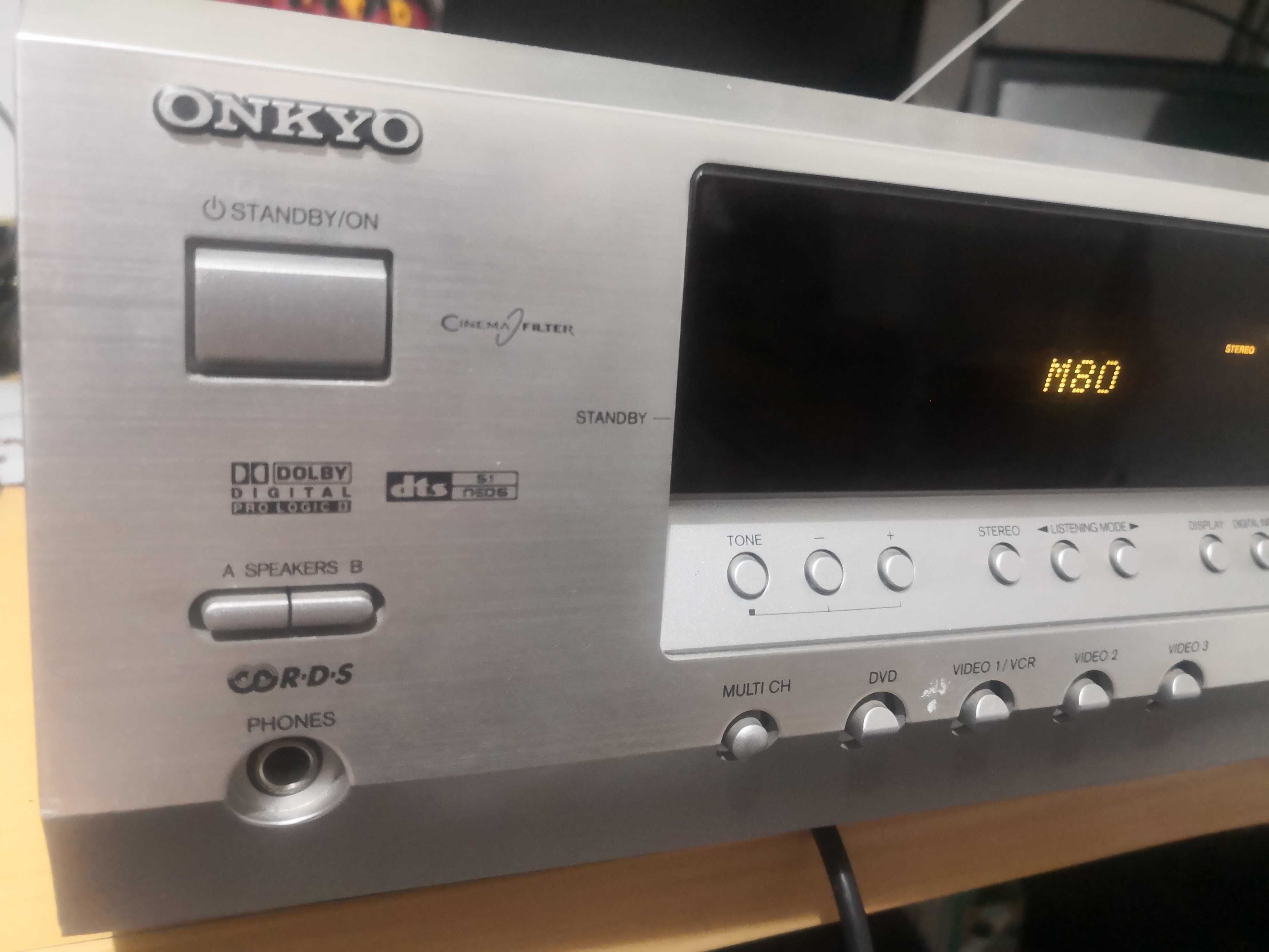 Amplificador Onkyo TX-SR303E
