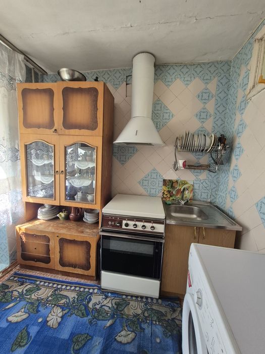 Продам 2 х кімнатну квартиру