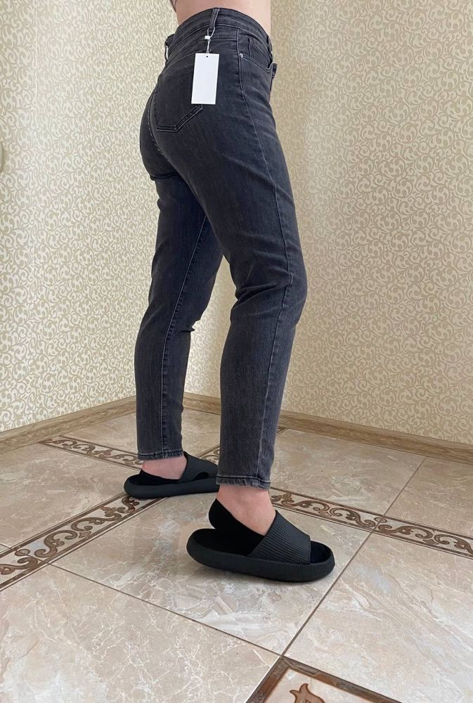 Нові джинси мом, mom jeans, джинси сірого кольору