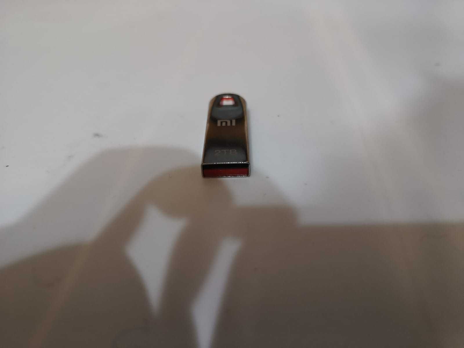 Pendrive MI 2TB USB.