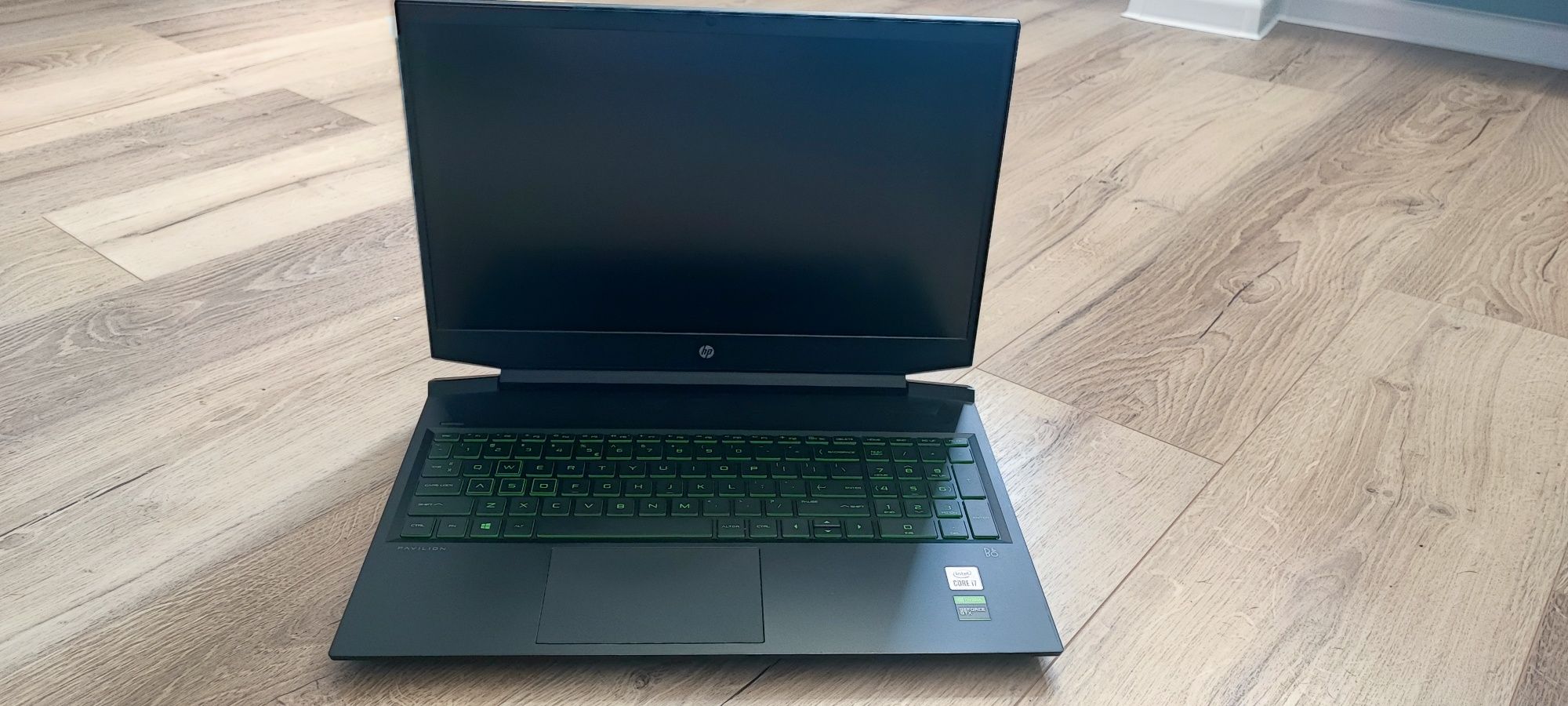 HP pavilion 16,1 i7 1660Ti