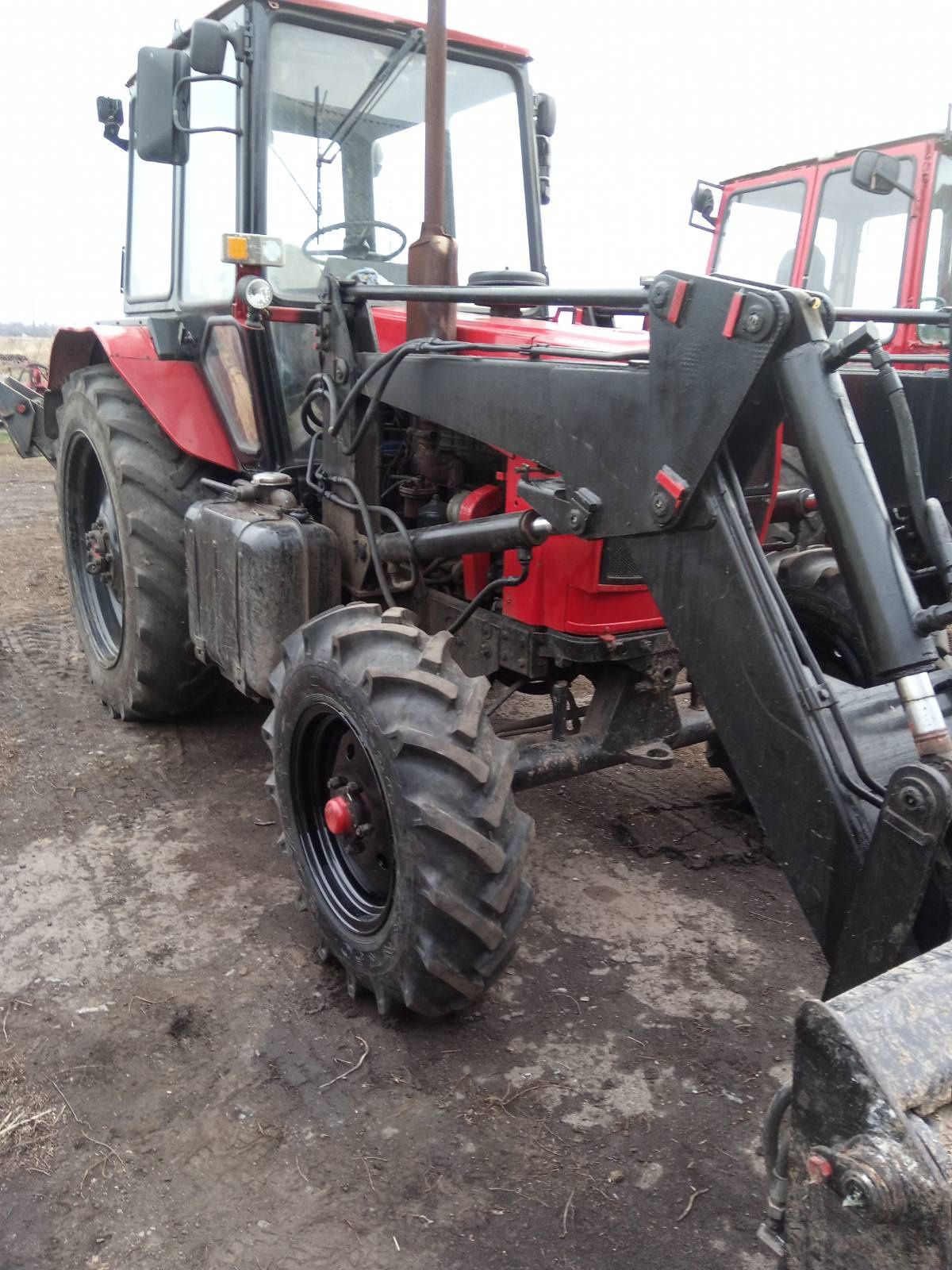 Продам экскаватор погрузчик юмз80