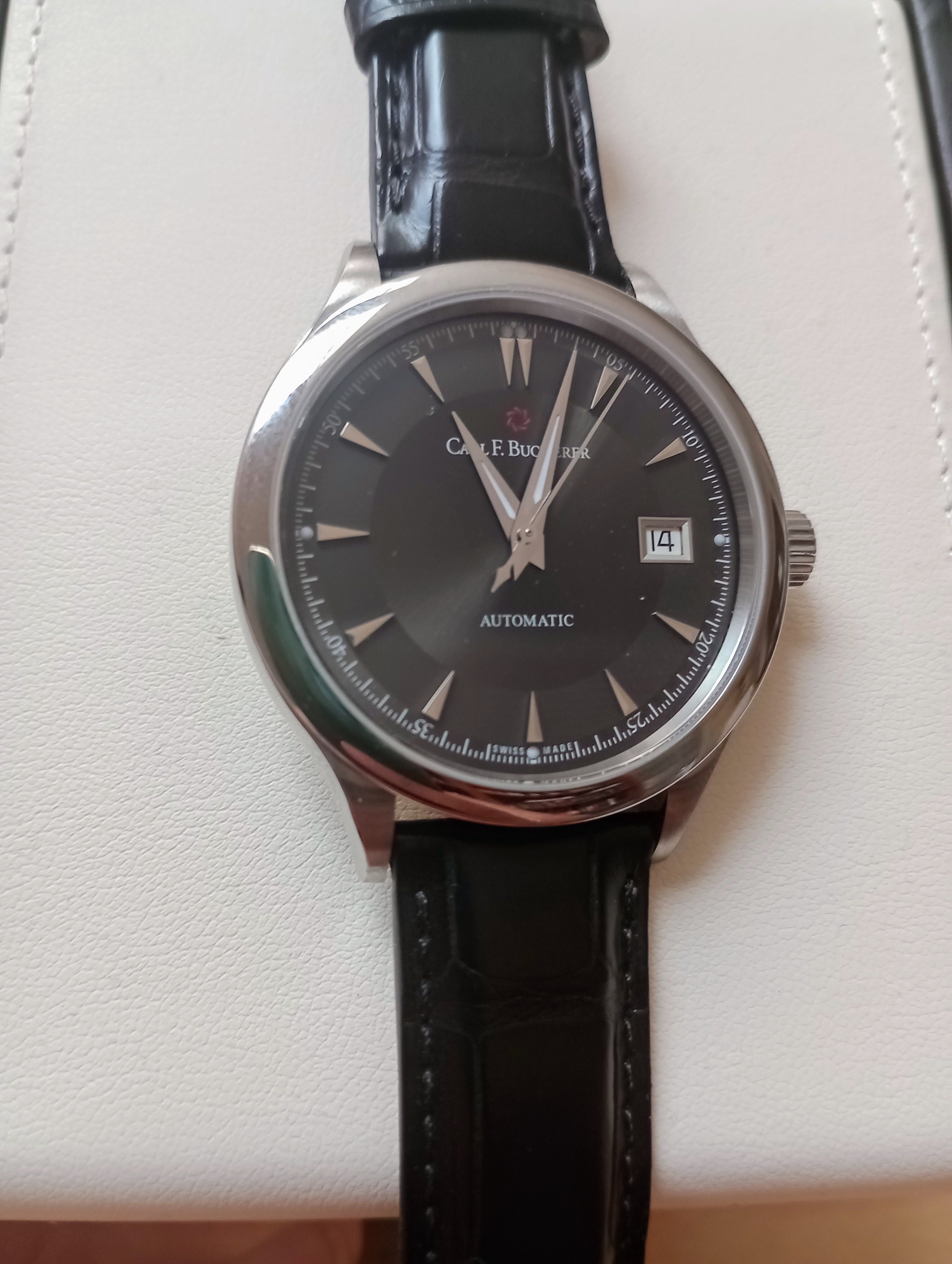 CARL F. BUCHERER MANERO AUTODATE - Ekskluzywny Szwajcarski Zegarek