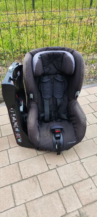 Maxi Cosi Axiss - fotelik samochodowy