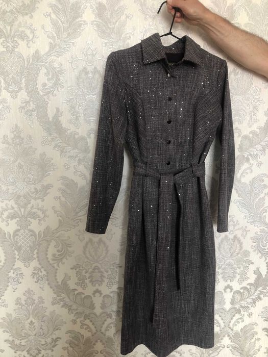 Платье повседневное красивое SASSOFONO, ARMANI