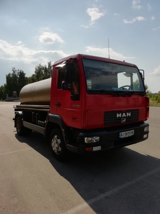 Выкачка канализации выгребных ям туалетов. Доставка технической воды.