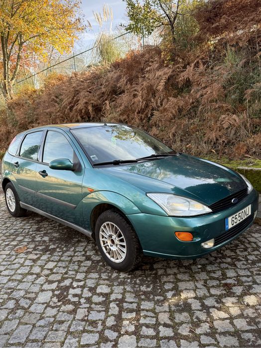 Ford Focus 1.4 Z tec Gasolina sistema GPS so até Domingo !