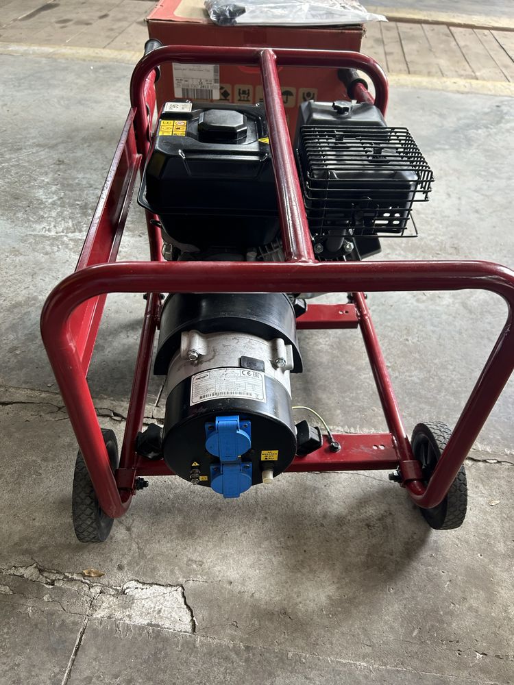 Генератор Pramac Powermate EM 2800 AVR