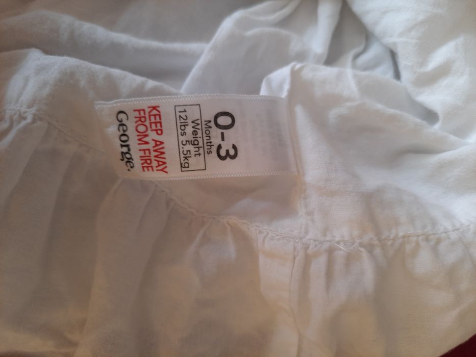 Sukienka biała na chrzest r.62/68