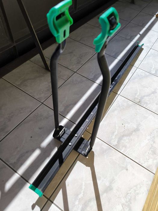 Bagażnik dachowy na rower.