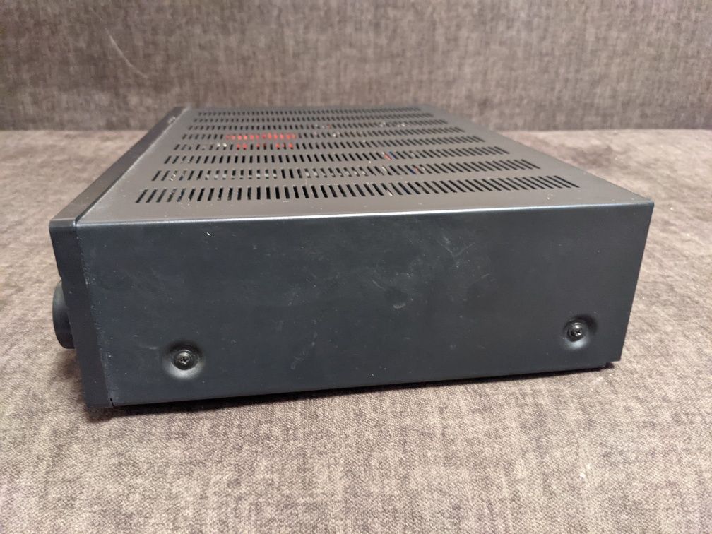Підсилювач NAD C325BEE