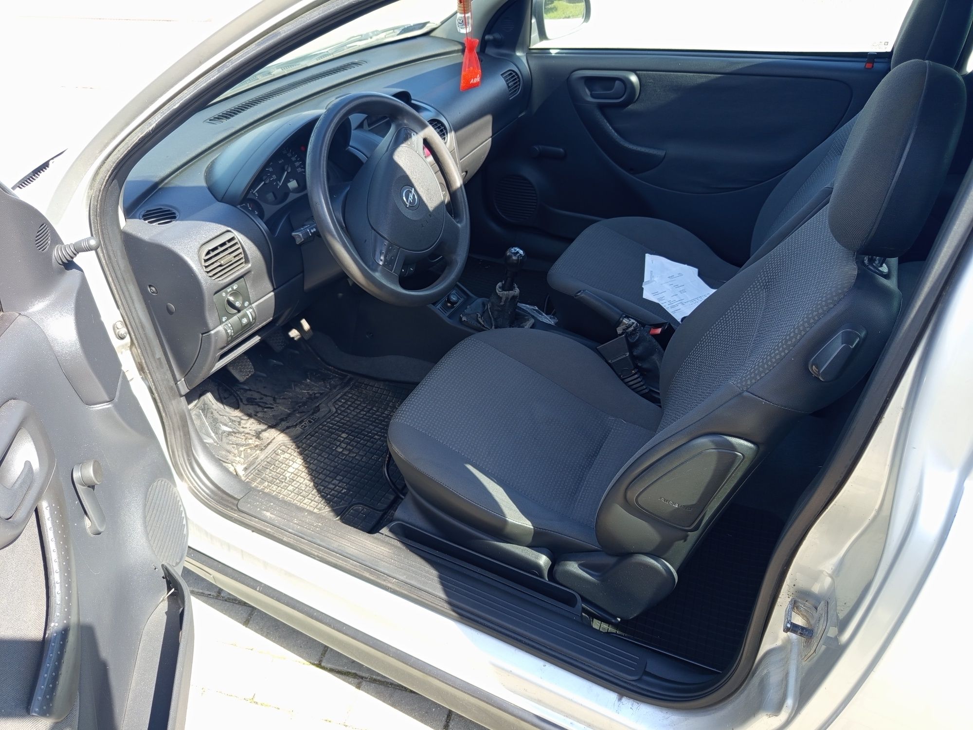 Opel corsa c 1.0