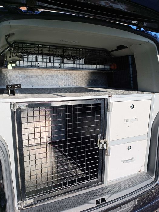 Klatka,zabudowa dla psa VW T5 ,T6