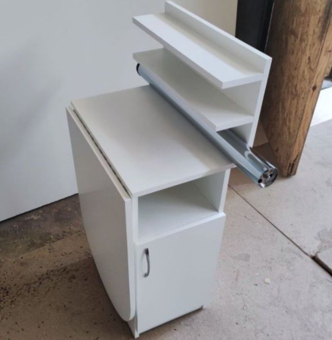 Стол маникюрный стол для маникюра.