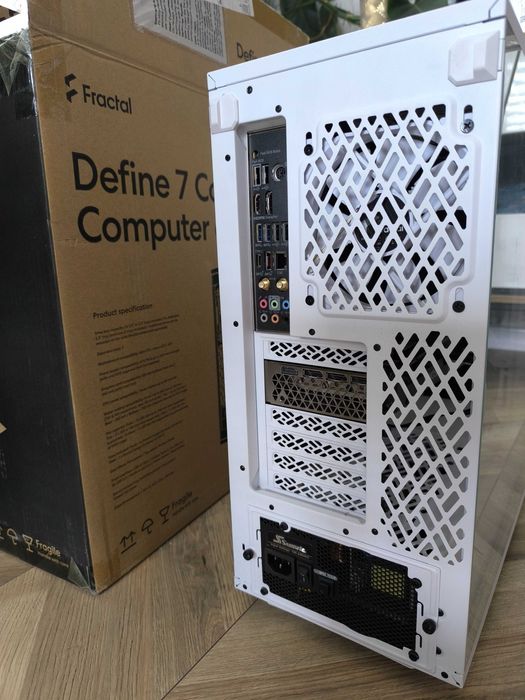 PC i7-11700K/RTX 3060 Ti/32GB/SSD 1.5TB/Dark Rock Pro 4/Seasonic 750W