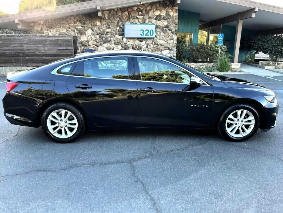 Chevrolet Malibu      2016