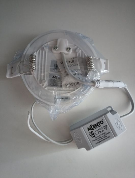 Новий точковий світильник Accento Lighting 8Вт
