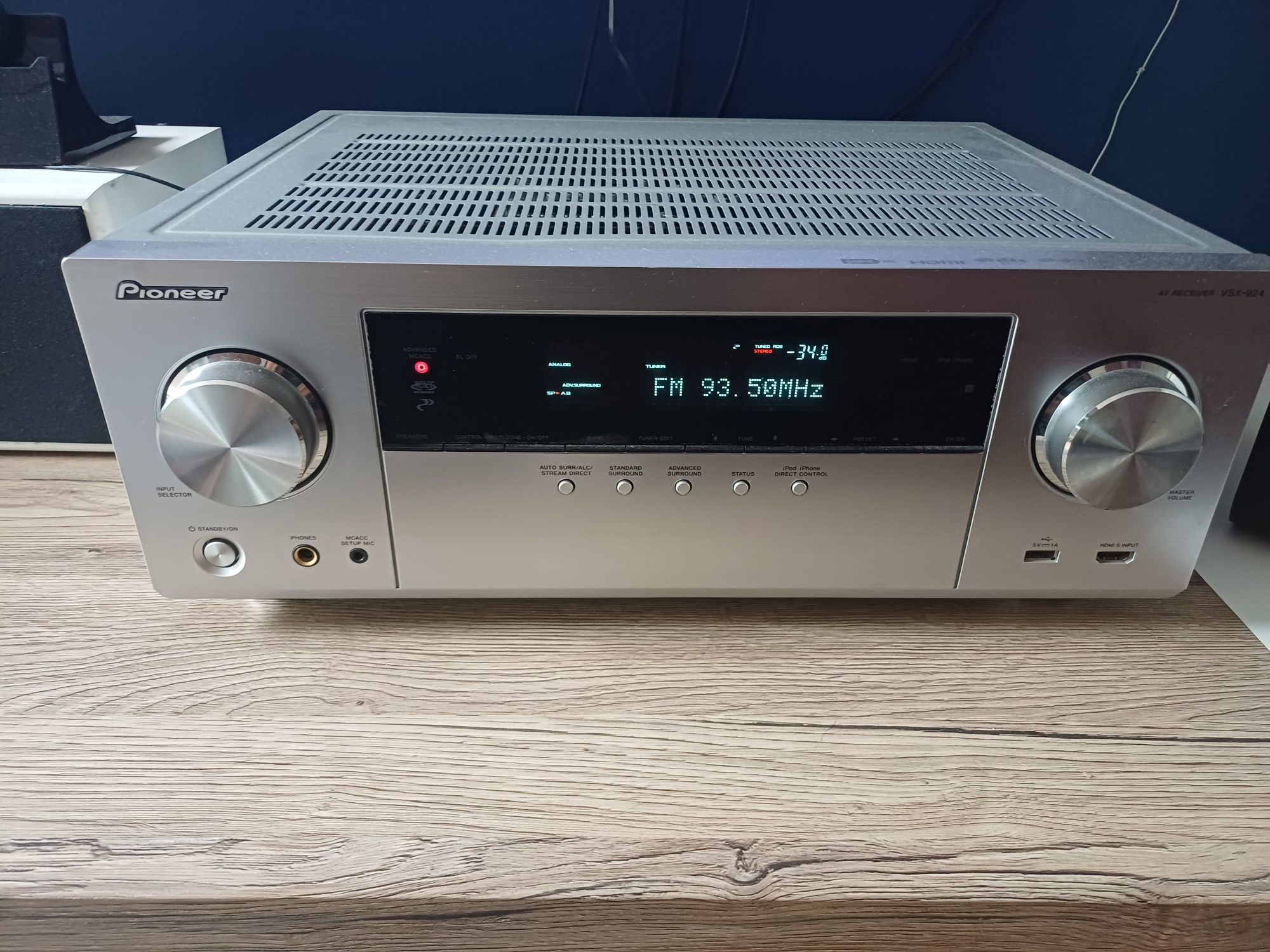 Amplituner Pioneer