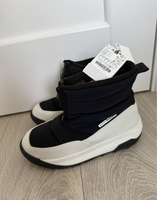 Водовідштовхувальні чобітки ZARA