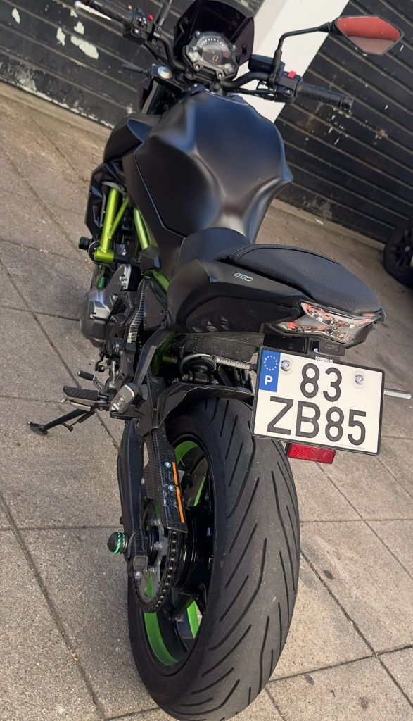 Kawasaki z650 full akrapovic